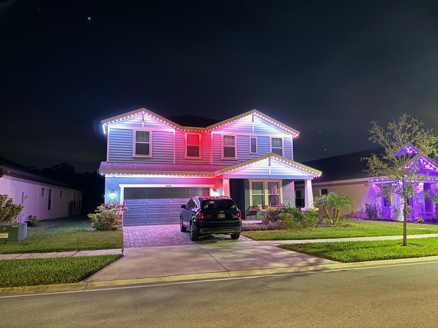 Color Changing Roofline Holiday Lighting